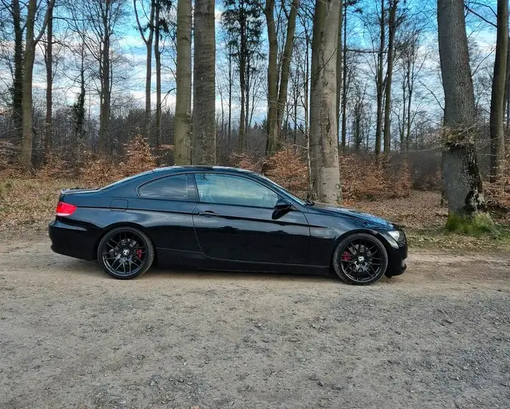 BMW 325I