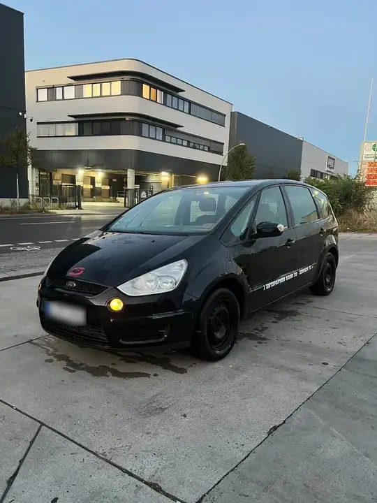 Ford S-Max
