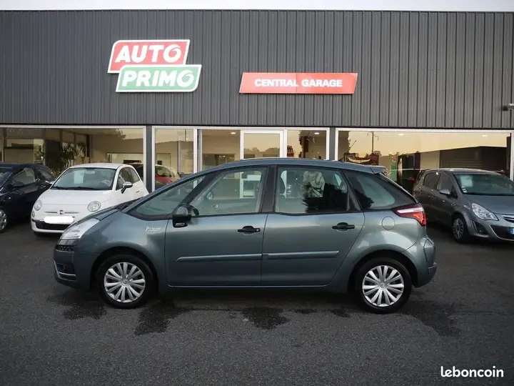 Citroen C4 Picasso 2011 photo 4