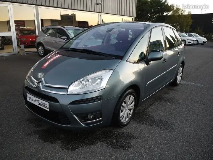 Citroen C4 Picasso 2011 photo 3