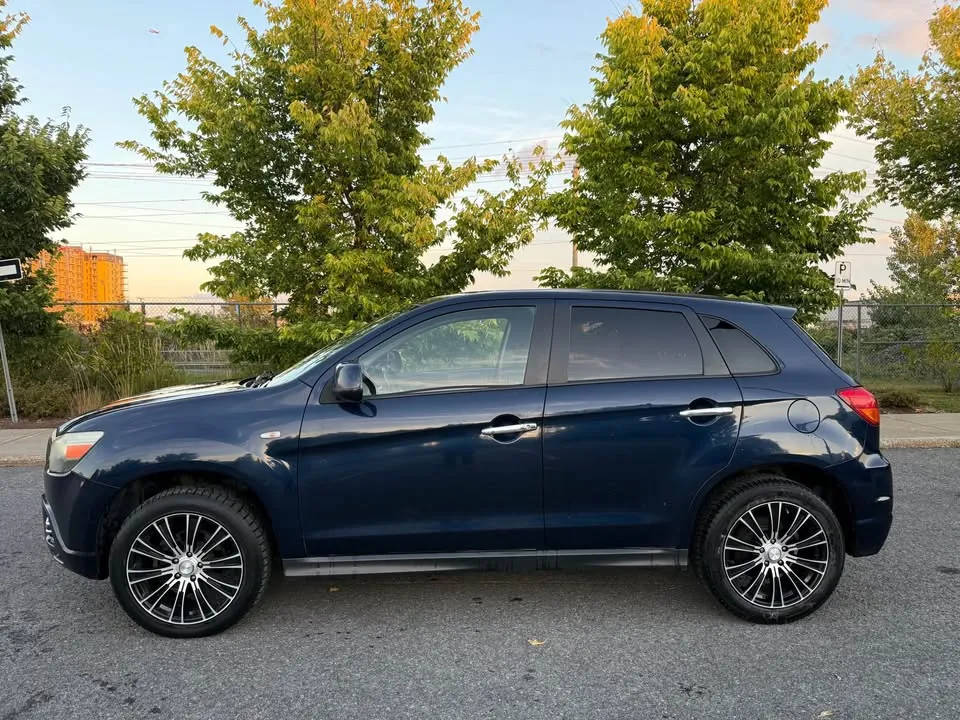 Mitsubishi Rvr 2011 photo 2