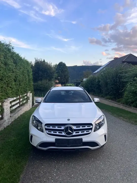 Mercedes-Benz Gla 2019 photo 3
