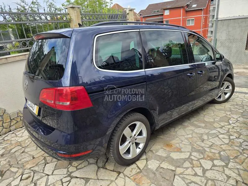 Volkswagen Sharan 2012 photo 4