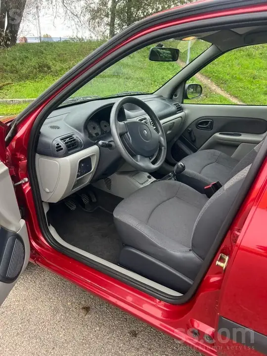 Renault Clio 2007 photo 3