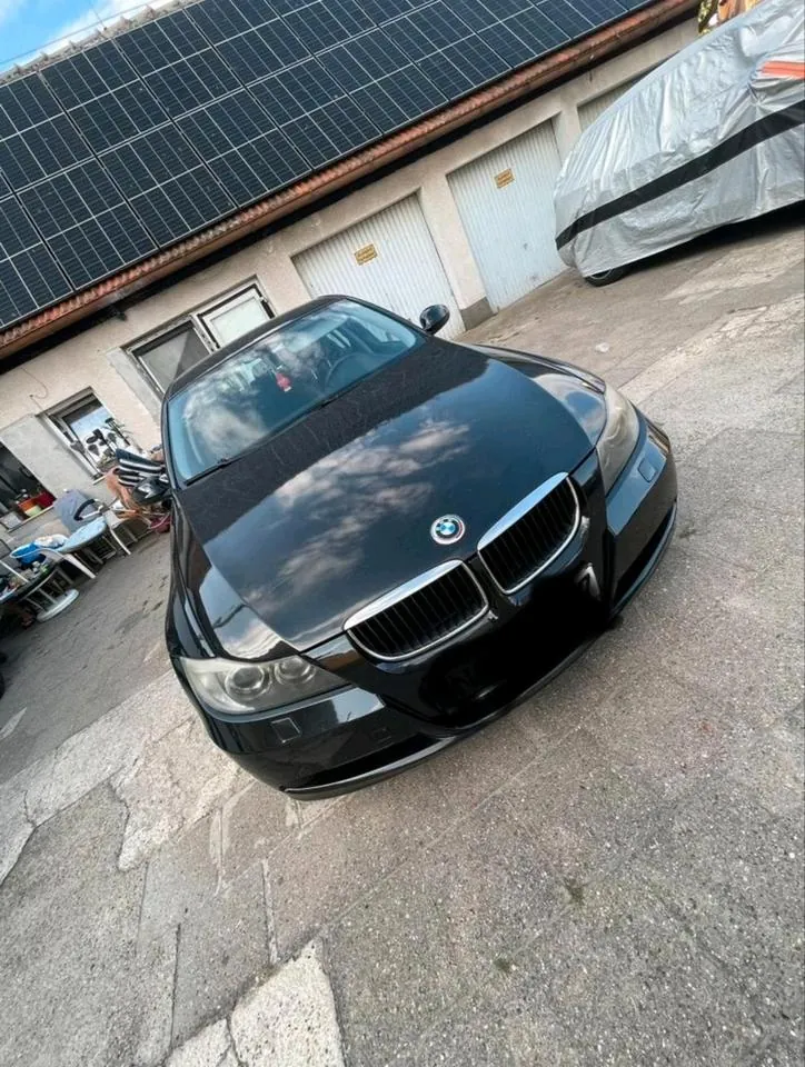 BMW 318I