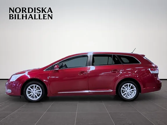 Toyota Avensis 2011 photo 4