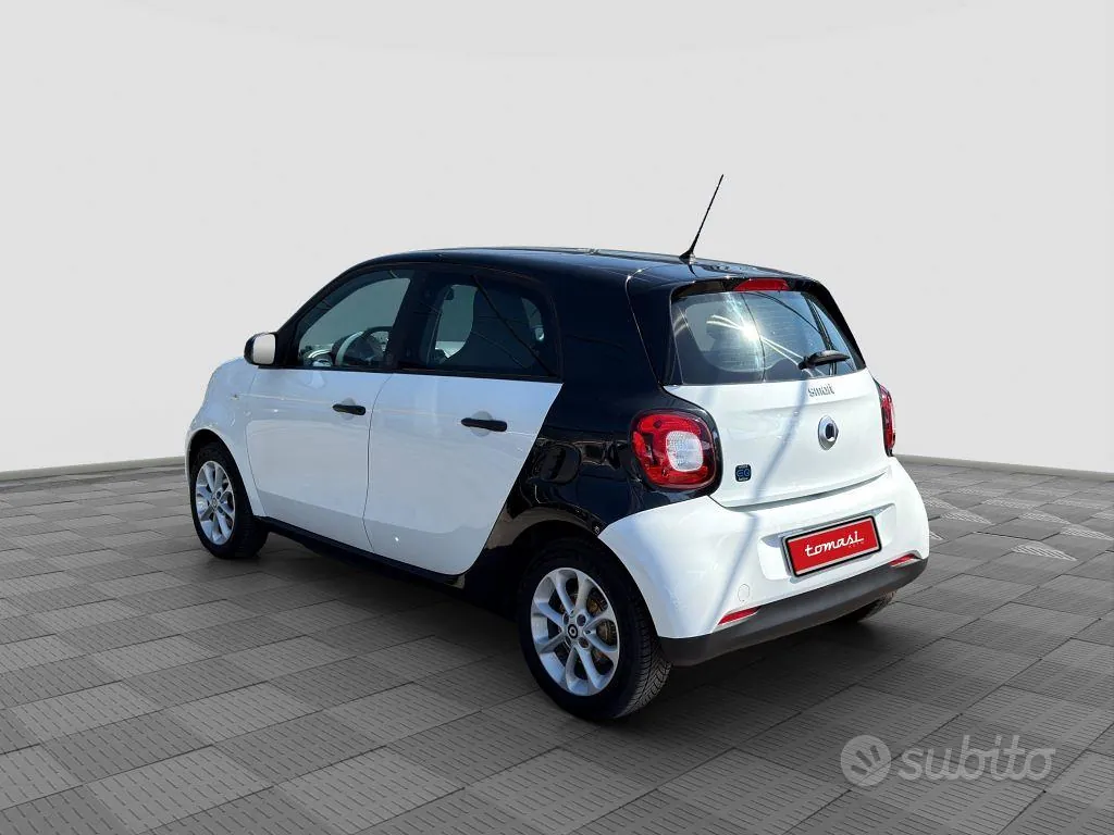 Smart Forfour 2019 photo 3