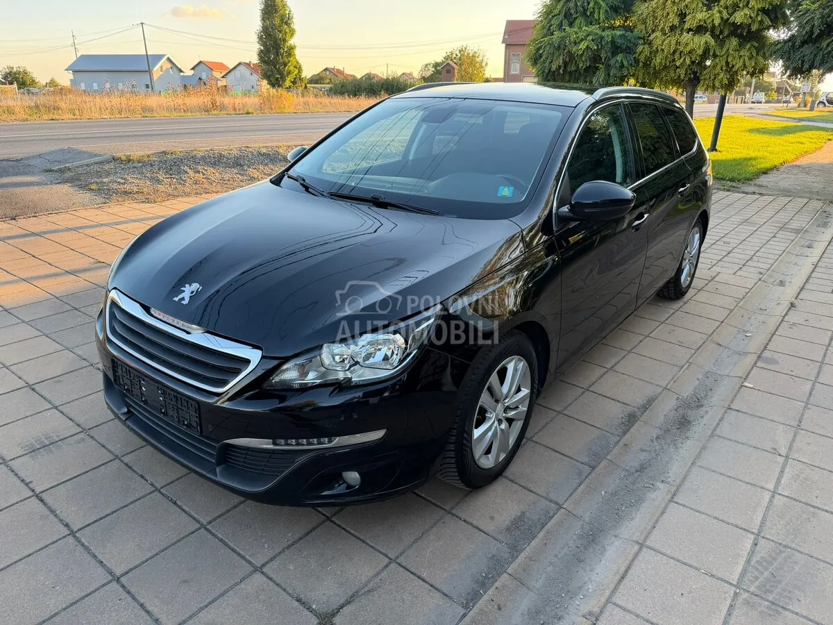 Peugeot 308 2015 photo 2