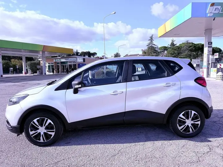 Renault Captur 2015 photo 3