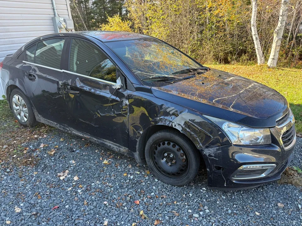 Chevrolet Cruze 2015 photo 2