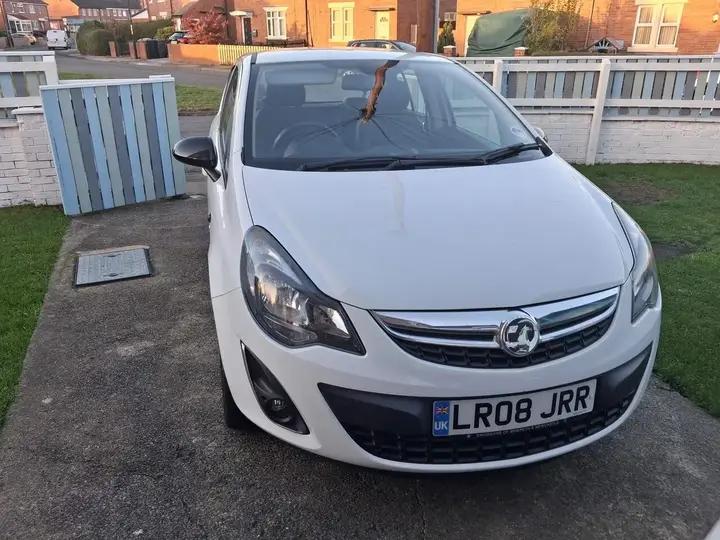 Vauxhall Corsa 2014 photo 2