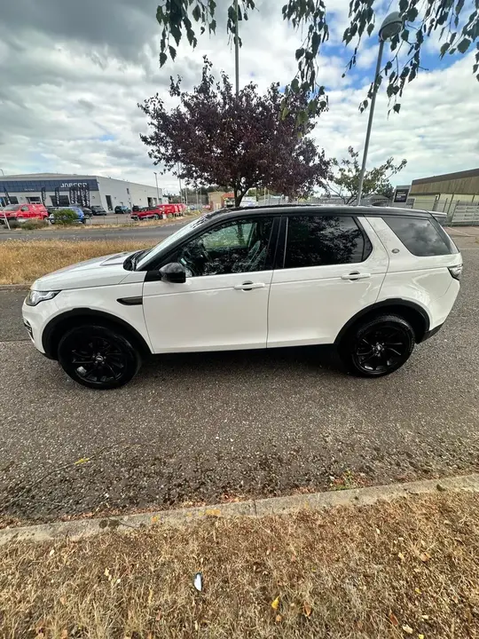Land Rover Discovery Sport 2016 photo 4
