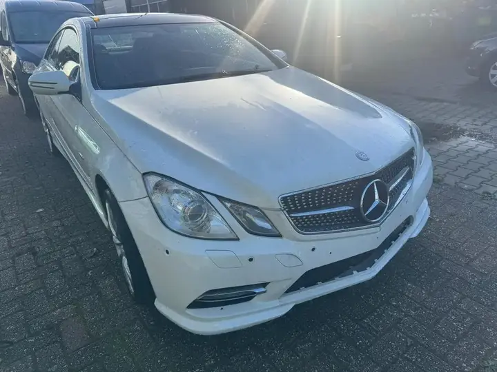 Mercedes-Benz E350 Coupe
