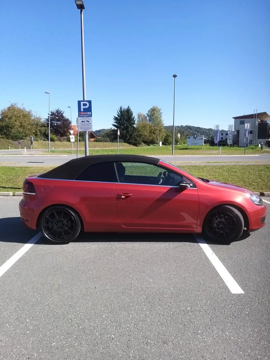 Volkswagen Golf 2012 photo 2