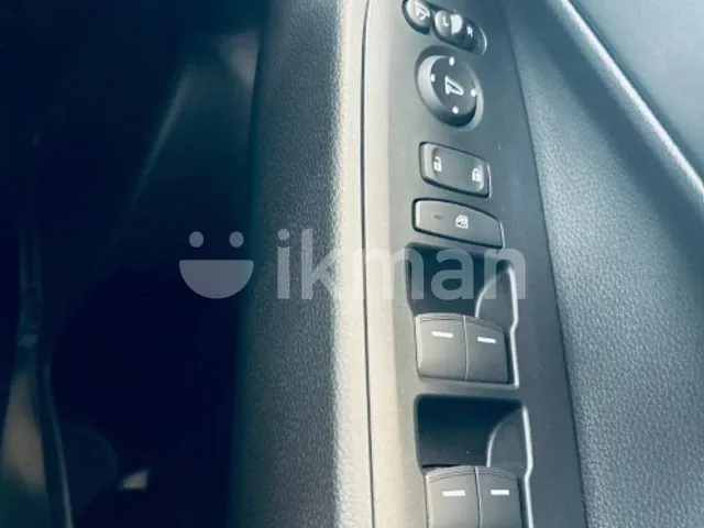 Honda Vezel 2025 photo 5