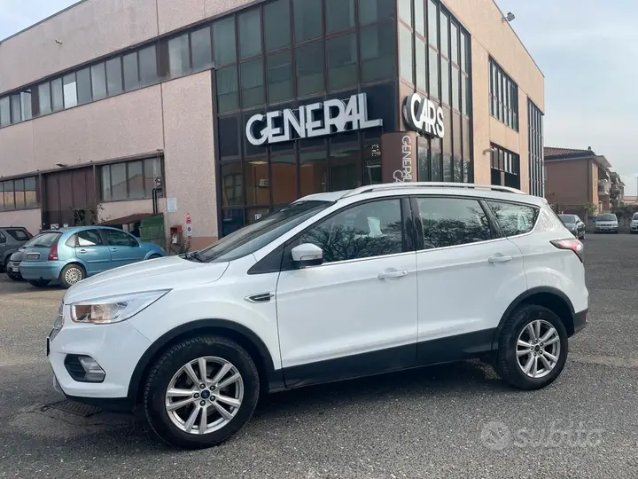 Ford Kuga 2017 photo 2