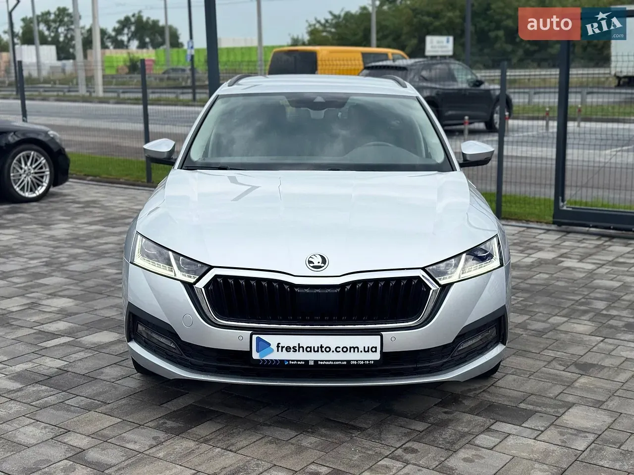 Skoda Octavia 2022 photo 2