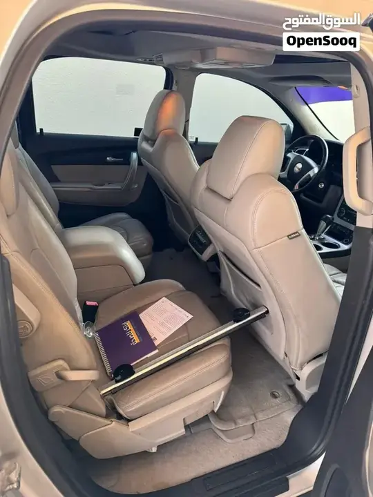 GMC Acadia 2010 photo 4
