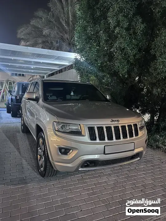 Jeep Grand Cherokee 2014 photo 3
