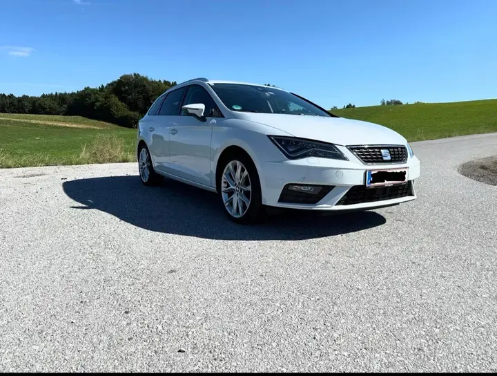 Seat Leon 2019 photo 3