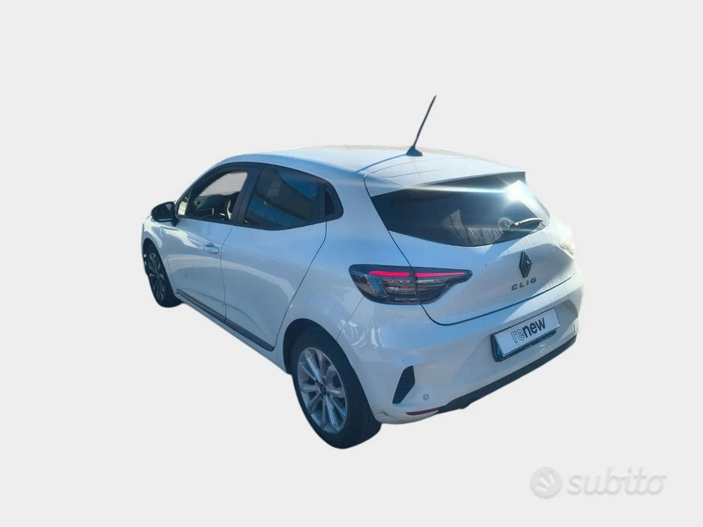 Renault Clio 2024 photo 3