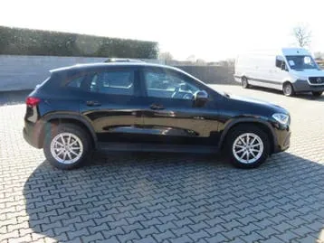 Mercedes-Benz Gla 2022 photo 2