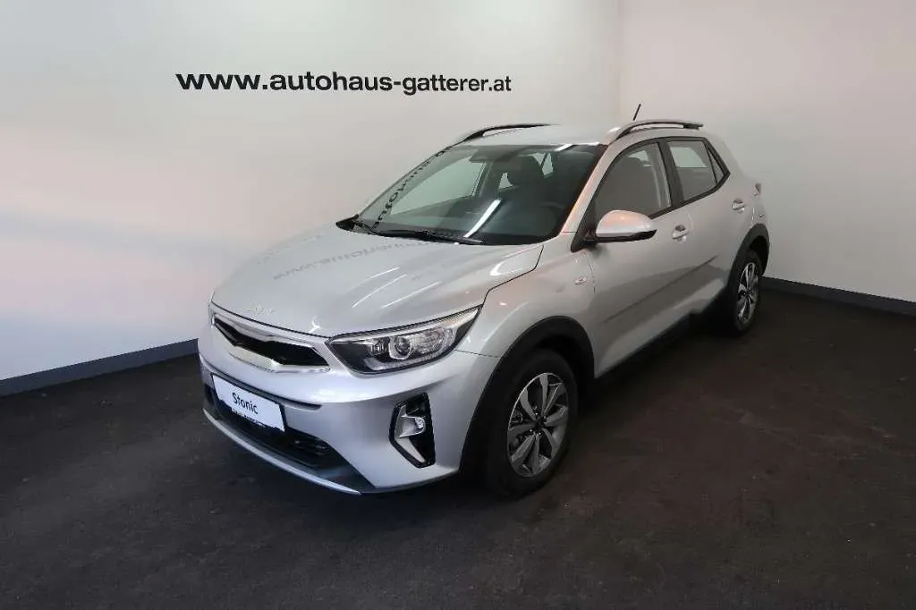 Kia Stonic 2023 photo 2