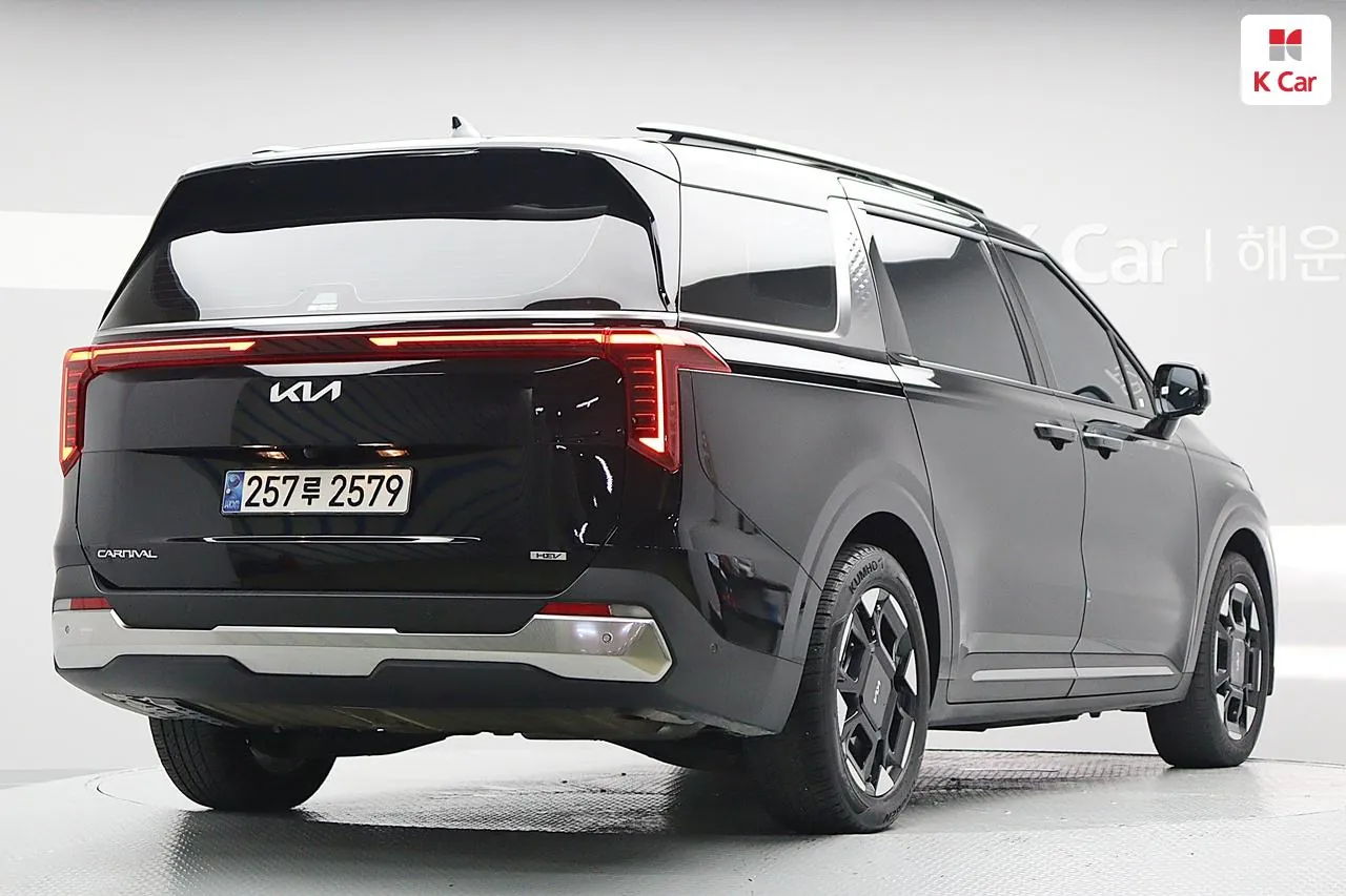 Kia Carnival 2025 photo 4