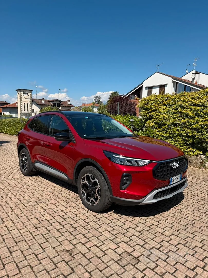 Ford Kuga 2024 photo 3