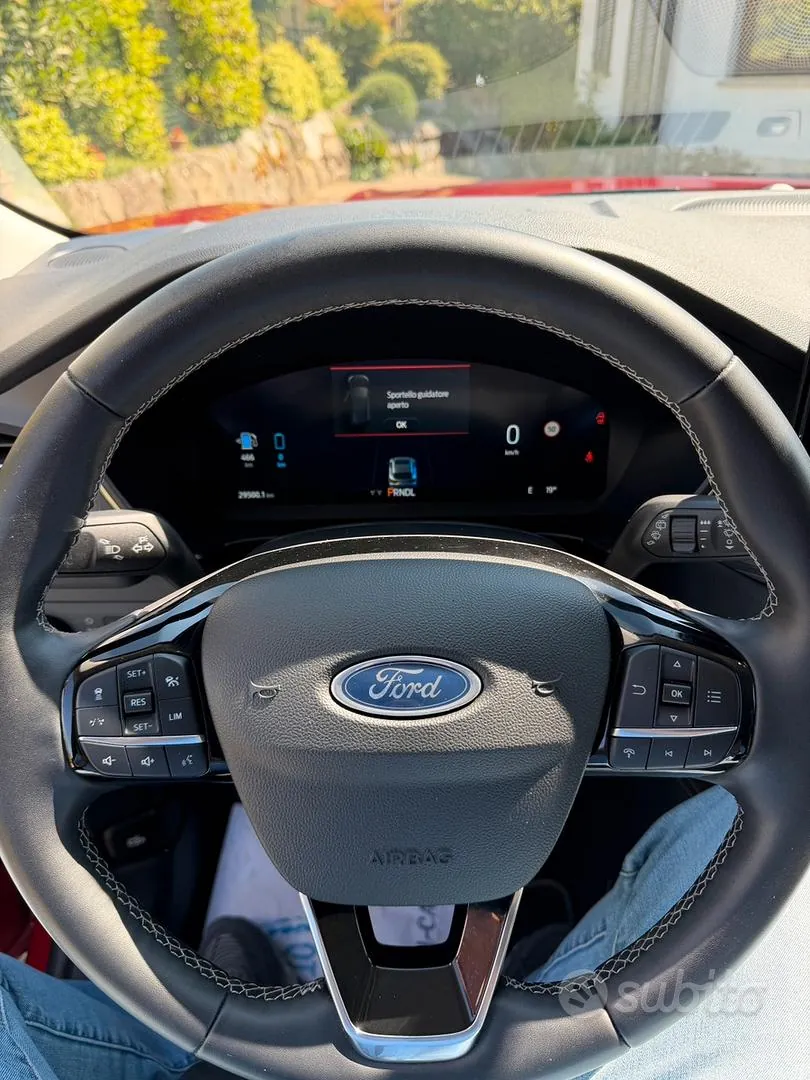 Ford Kuga 2024 photo 4