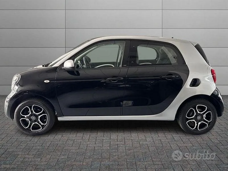 Smart Forfour 2016 photo 2