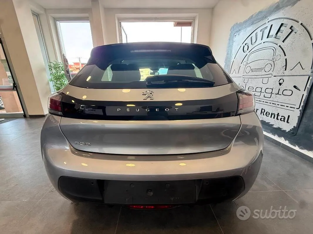 Peugeot 208 2022 photo 5