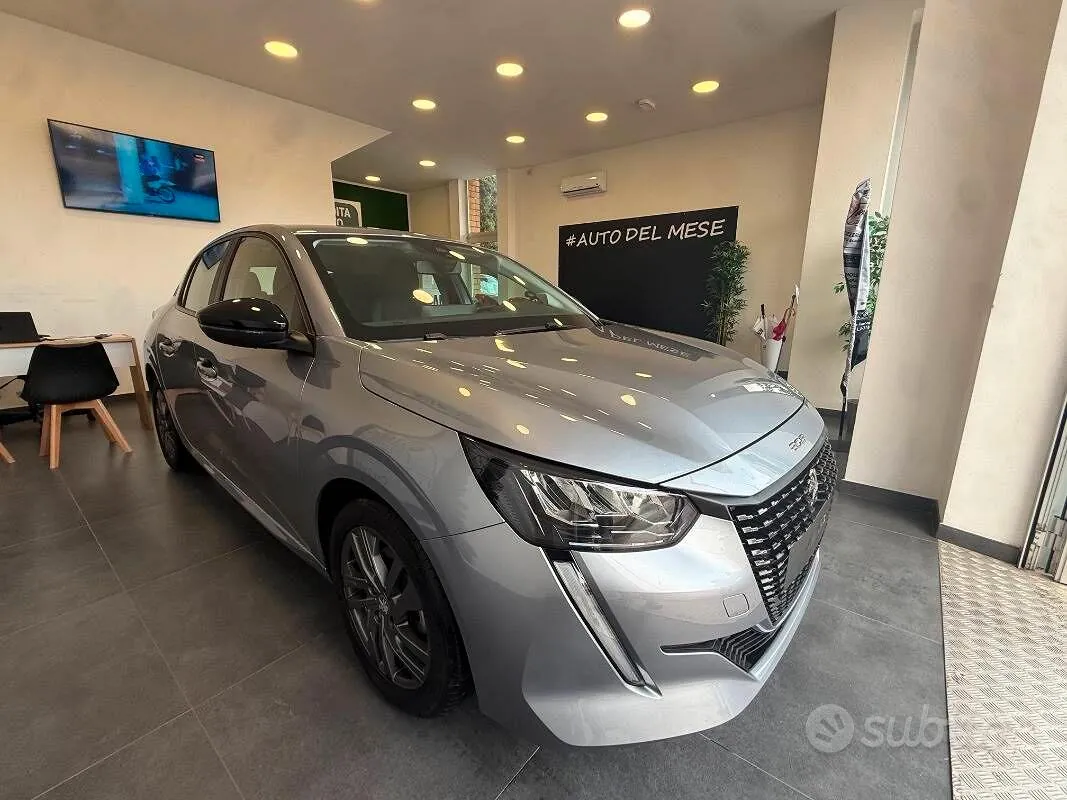 Peugeot 208 2022 photo 2