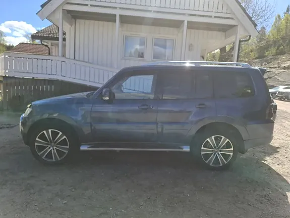 Mitsubishi Pajero 2007 photo 4