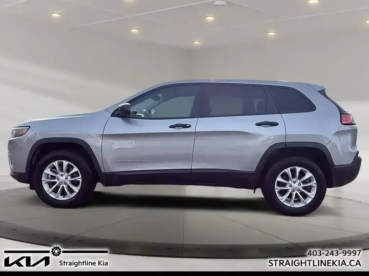 Jeep Cherokee 2021 photo 3
