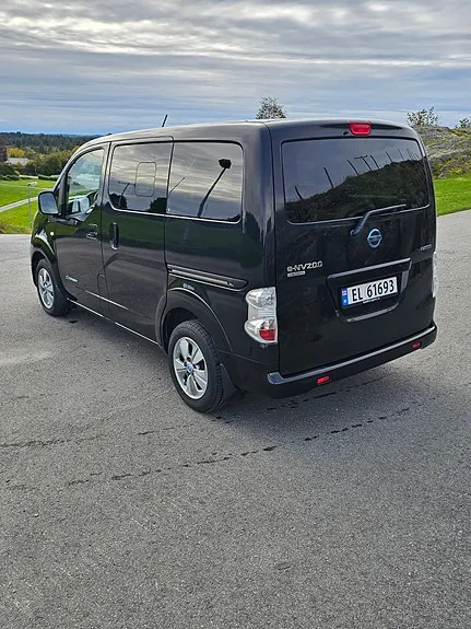 Nissan E-Nv200 2015 photo 4