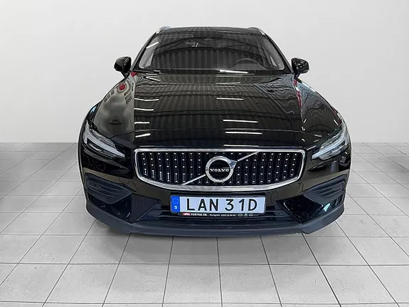 Volvo V60 Cross Country 2022 photo 3