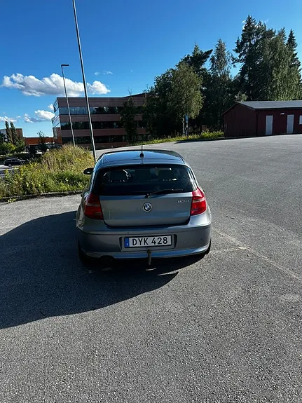 BMW 118D 2008 photo 4