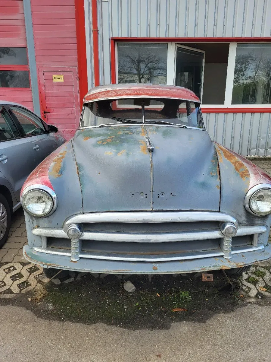Chevrolet Fleetline 1950 photo 2