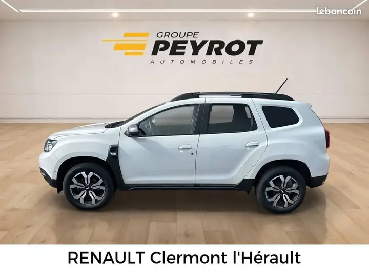 Dacia Duster 2023 photo 3