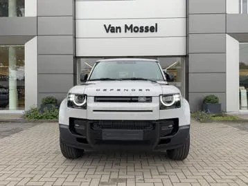 Land Rover Defender 2026 photo 2