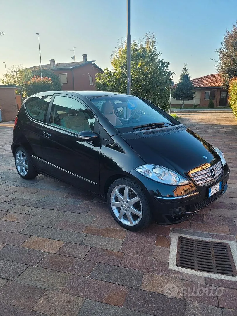 Mercedes-Benz A