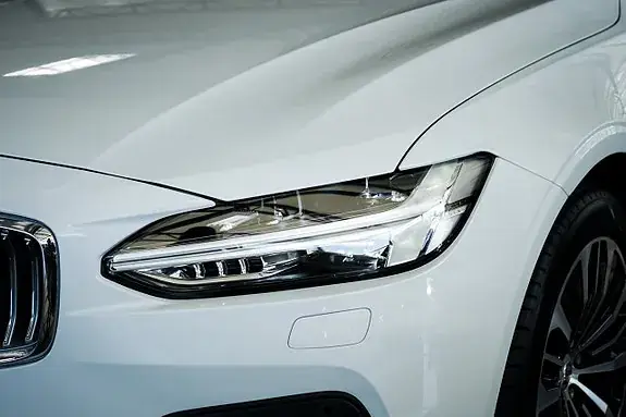 Volvo V90 2025 photo 4
