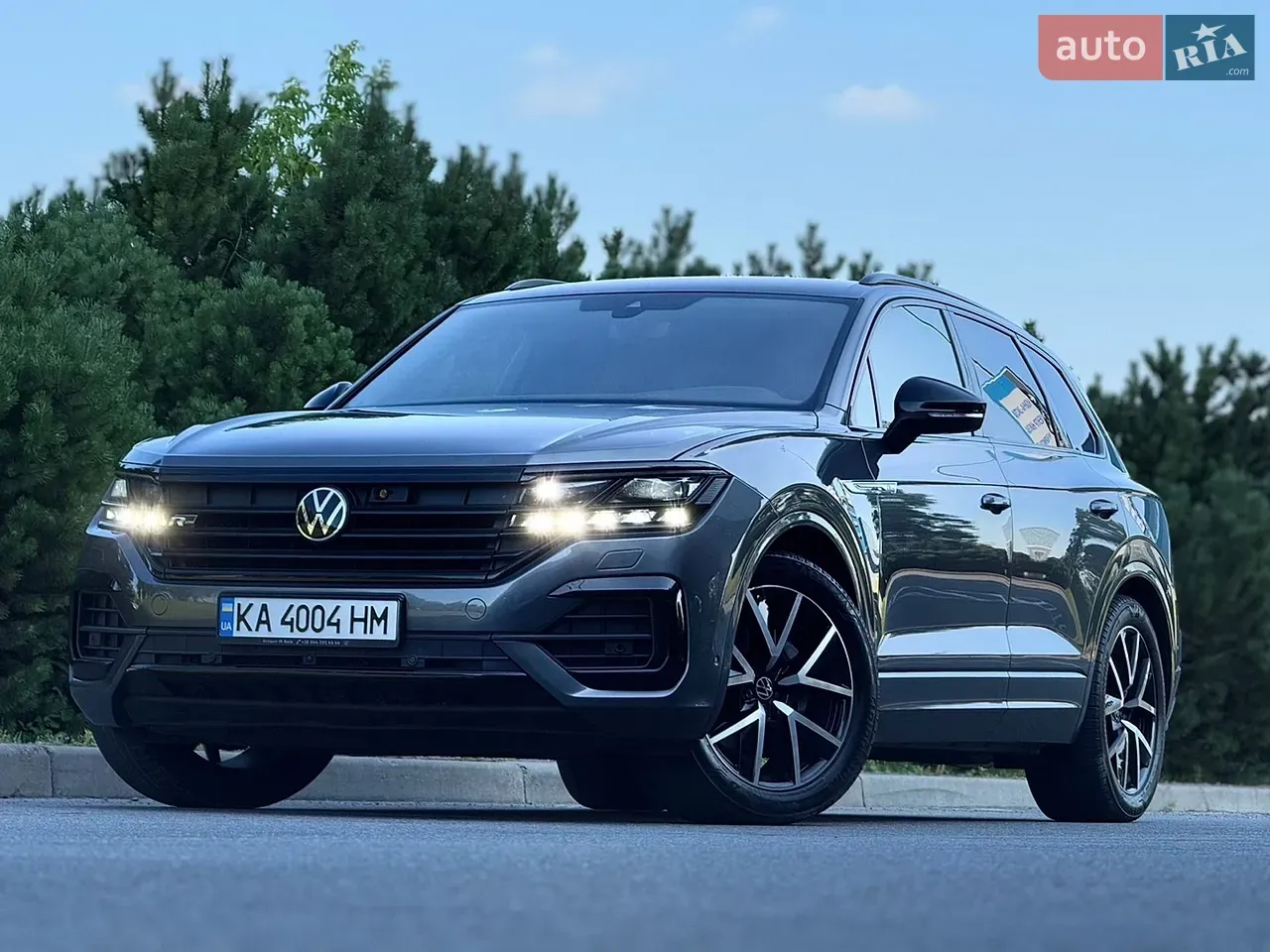 Volkswagen Touareg 2021 photo 2