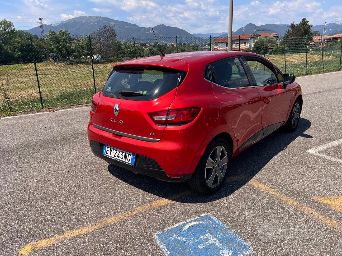 Renault Clio 2014 photo 5