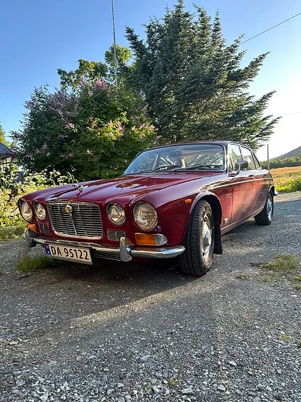 Jaguar Xj6 1973 photo 2