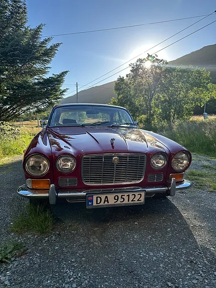 Jaguar Xj6 1973 photo 3