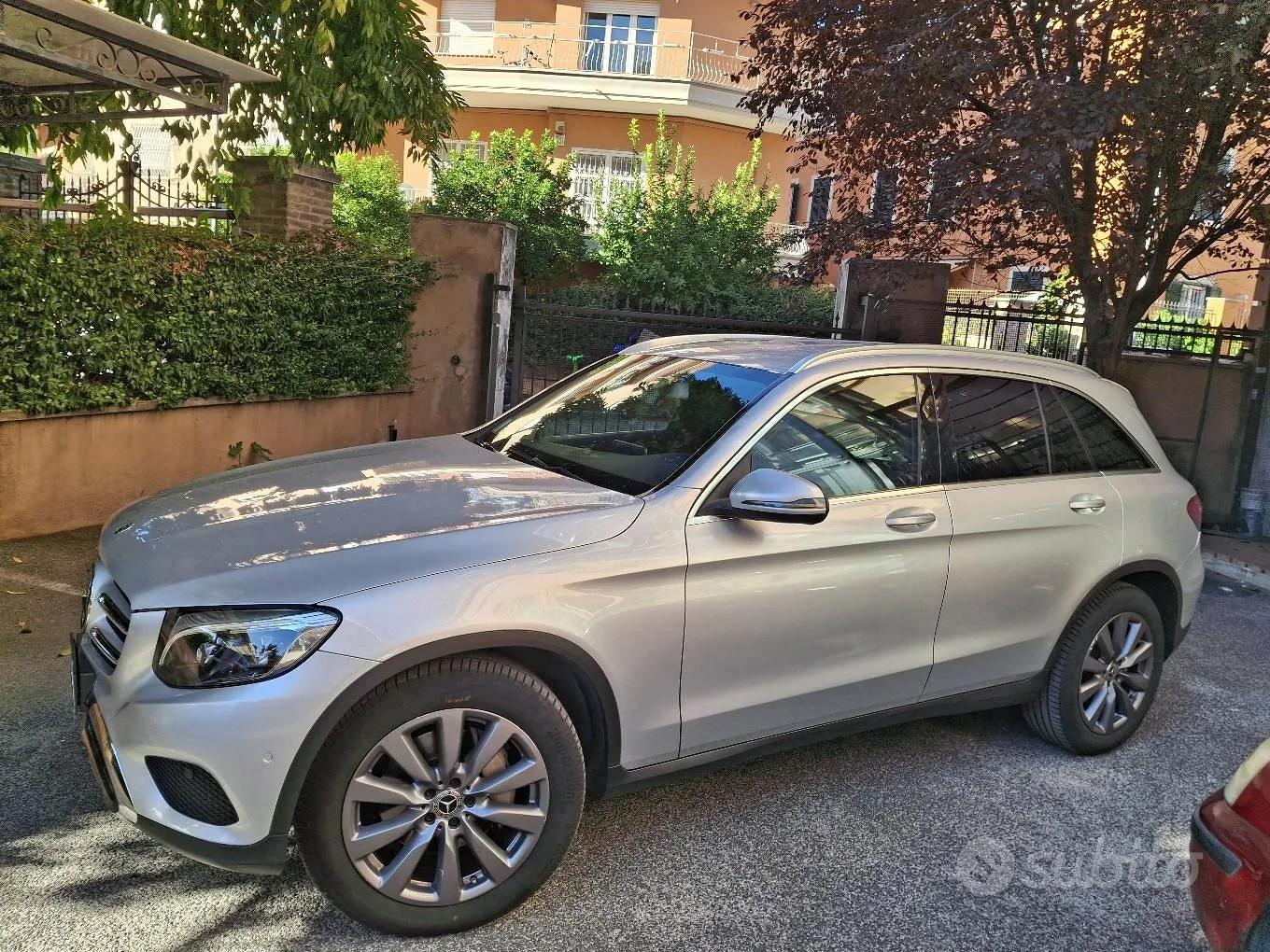 Mercedes-Benz Glc 2018 photo 4