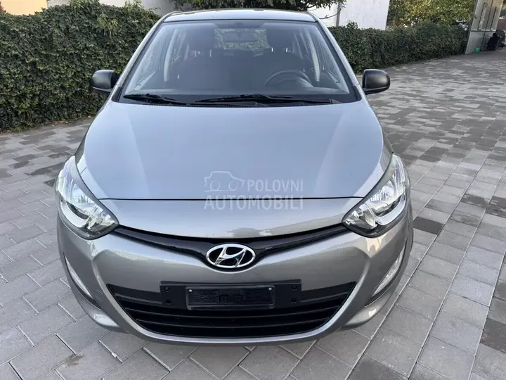 Hyundai I20 2014 photo 2