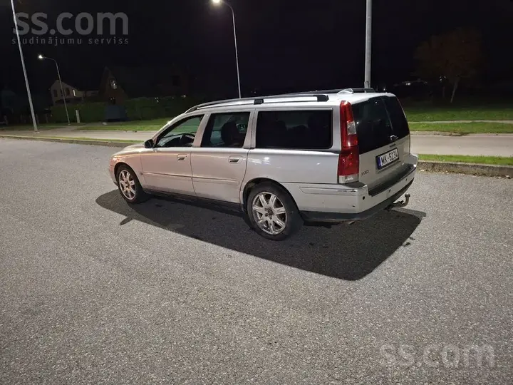 Volvo V70 2005 photo 5